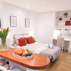 guestready-charming-studio-5-mins-to-pantheon-apartment.fr-paris.fr/